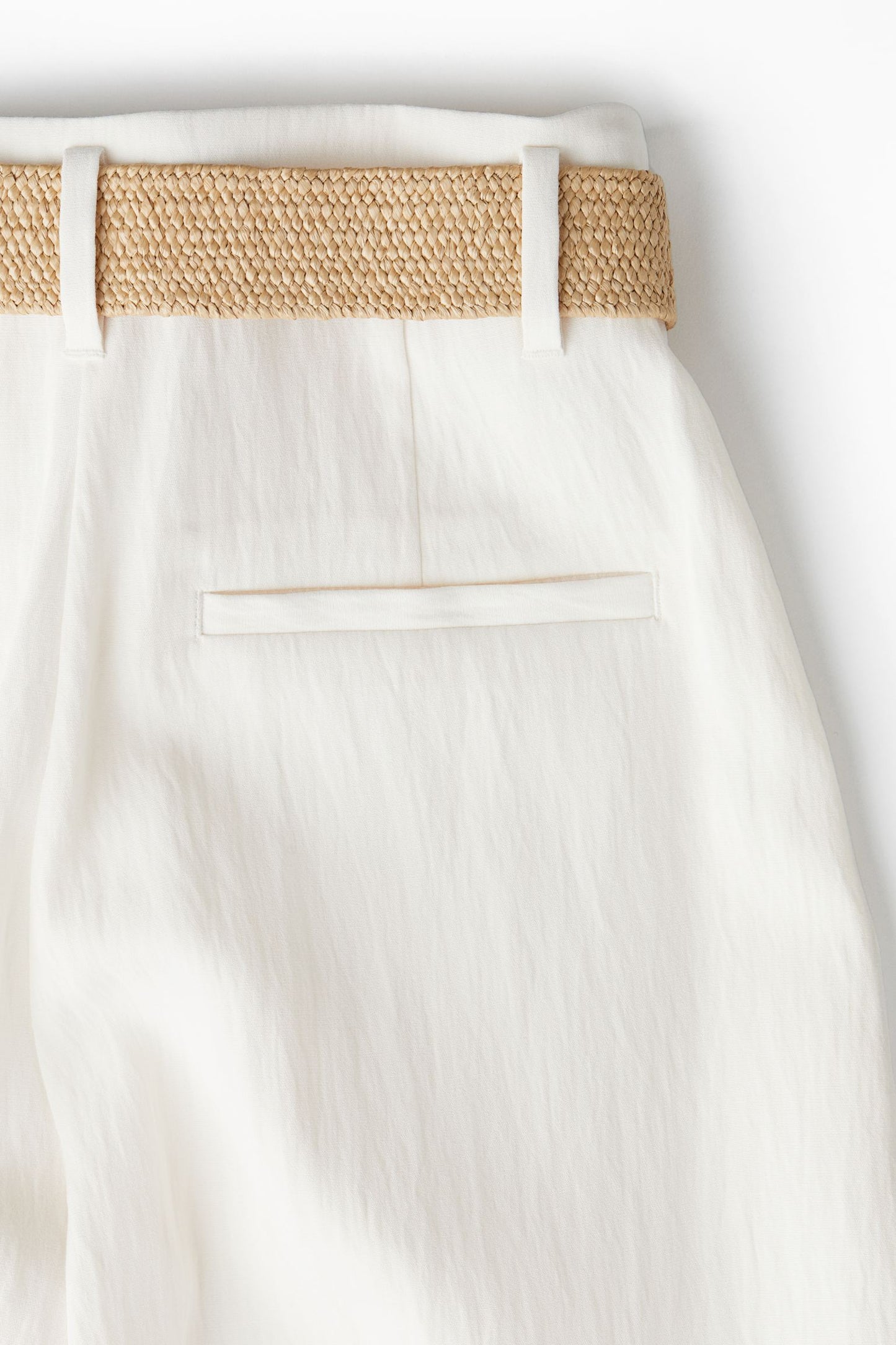 Amalfy | Linnebyxa med skärp