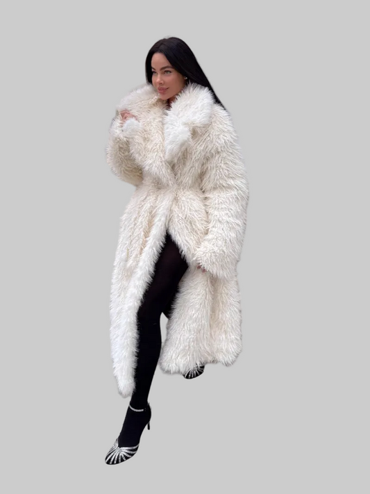 Aurelva | Lyxig Fluffig Fuskpälskappa