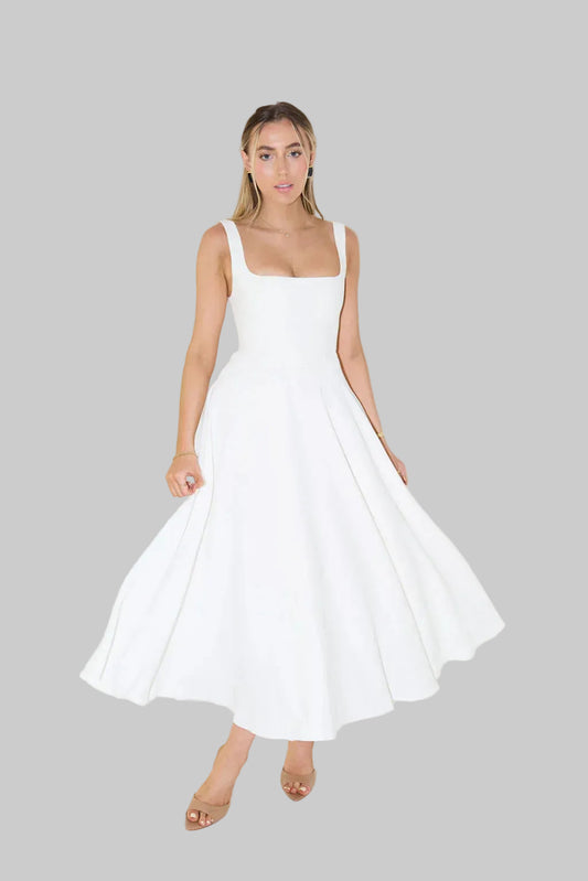 Sylara | Elegant Klänning Med Hög Midja