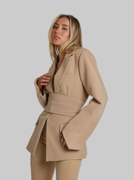 Nora | Blazer Med Bälte