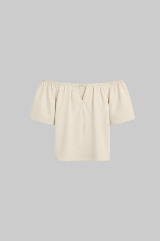 Amarante | Off-Shoulder Top with Ruffled Sleeves
