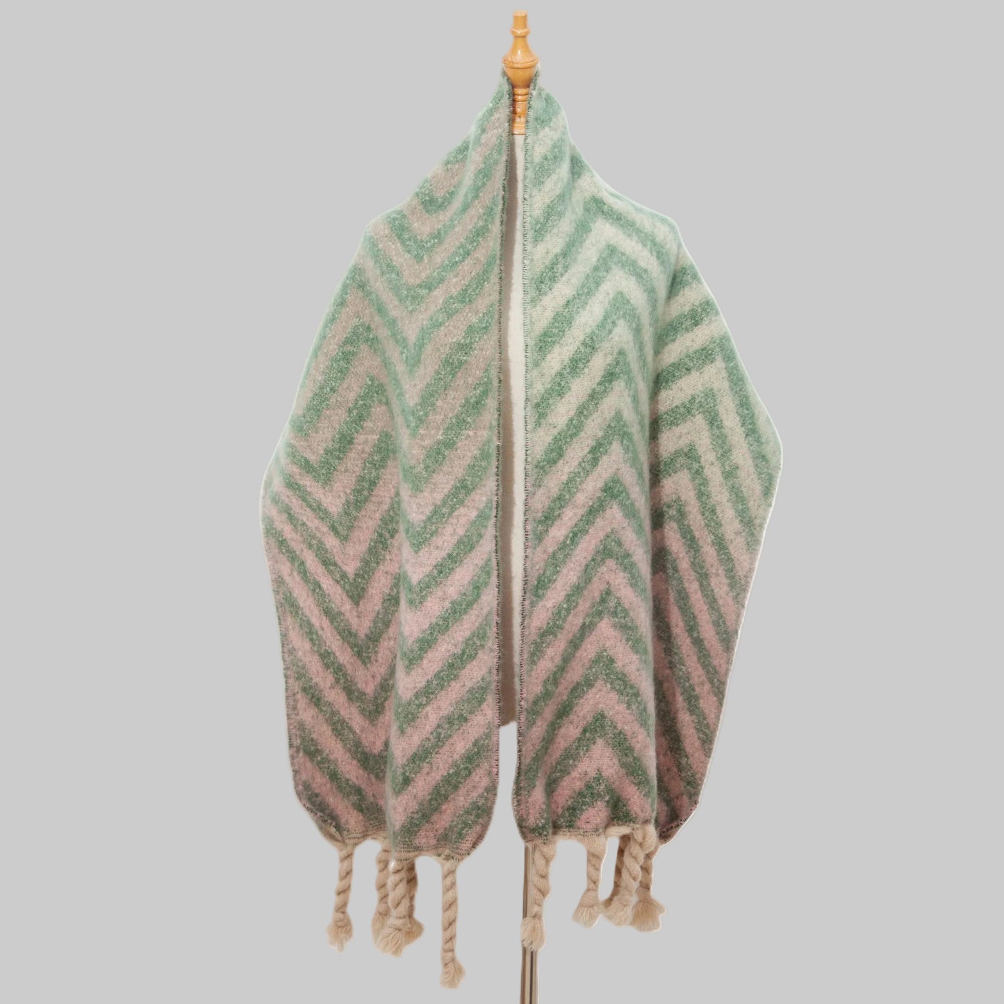 Loraine | Varm Halsduk Med Sicksackmönster