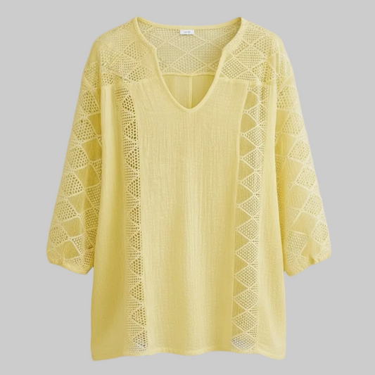 Emelisse | Blouse with Elegant Details